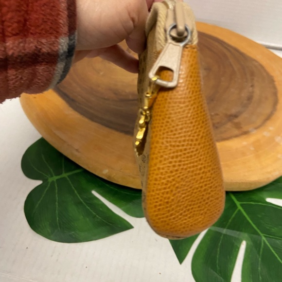 Vintage GUCCI Micro G Guccisma Print Canvas Cosmetic Pouch with Origjnal Charm - Picture 4 of 11